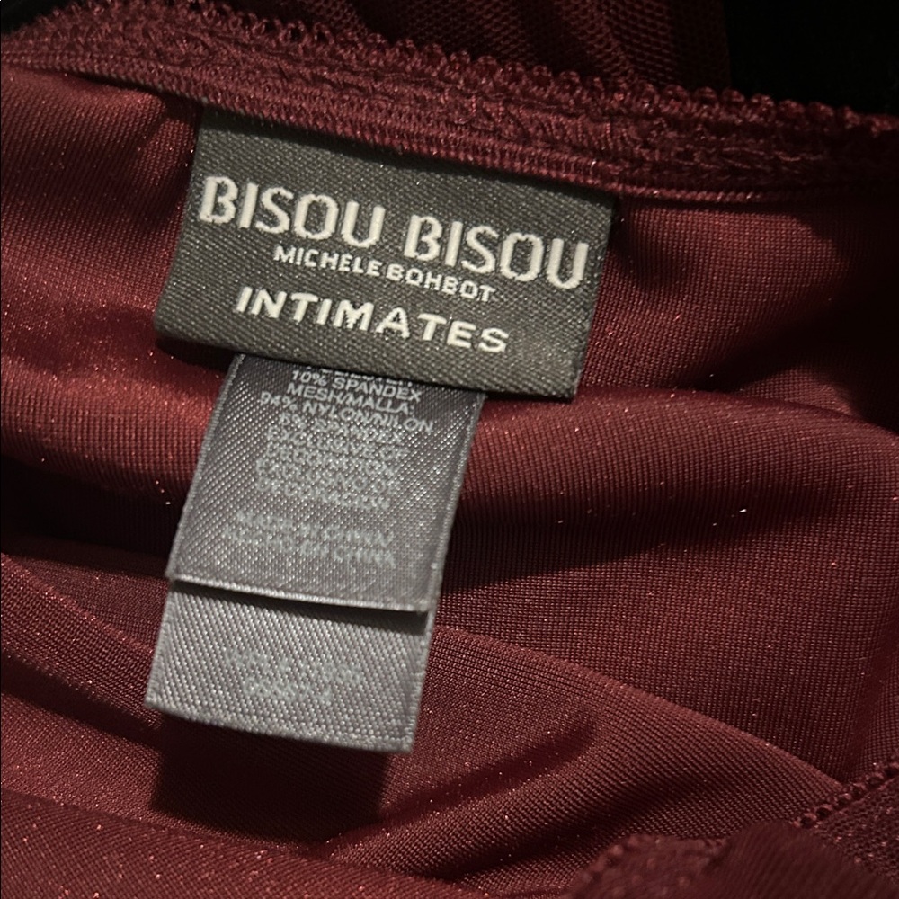 Bisou Bisou Black and Burgundy Velvet Tops - Picture 3 of 3